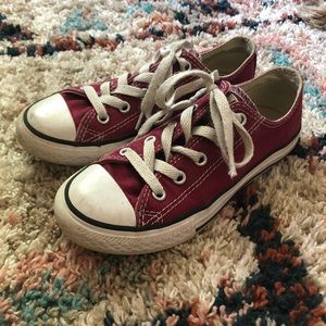 Girls converse